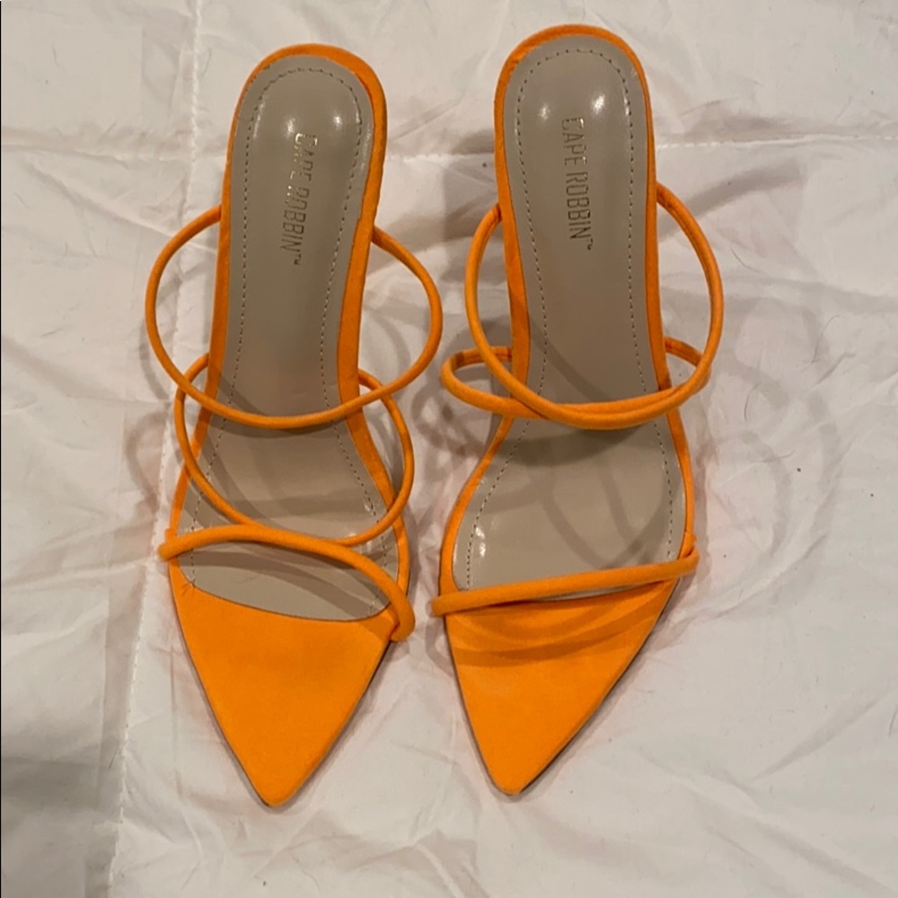 Cape Robbin orange heels